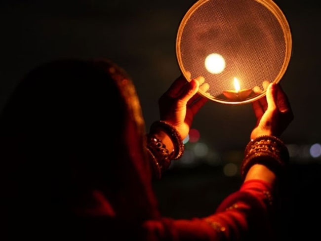 Karva Chauth 2025: Rare Celestial Alignment Promises Eternal Marital Bliss