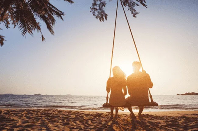Couple Holidays: Tips for a Safe and Memorable Trip