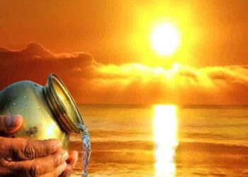 Why One Should Offer Water to the Sun: A Spiritual Perspective