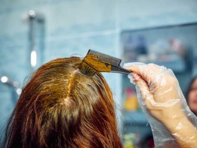 Winter Hair Care: How Long to Keep Henna for Rich Color