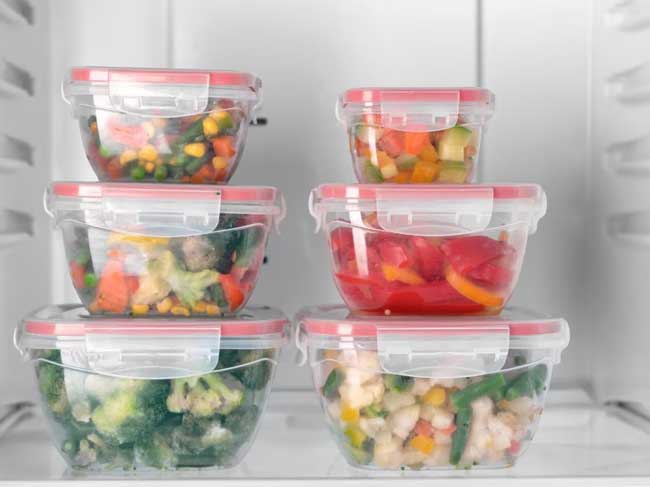 Toxic Food Alert: The Hidden Dangers of Plastic Storage