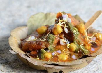 Make Spicy Aloo Tikki Chaat for the Special Woman in Your Life This Women’s Day