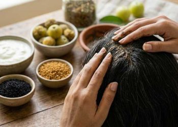 Homemade Remedy for Dry and Frizzy Hair: Herbal Curd Hair Mask