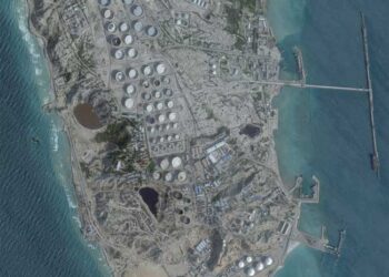 Middle East on Edge as US Strikes Vessel Amid Iran-Linked Maritime Clampdown