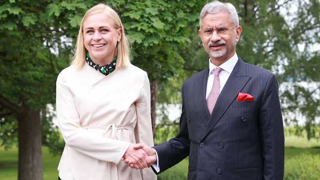 Finnish Foreign Minister Supports India’s Stand on Russian Oil Imports