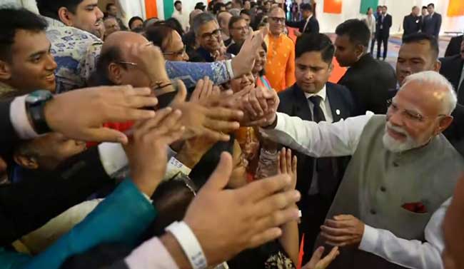 PM Modi Receives Grand Welcome from Indian Diaspora in Jakarta