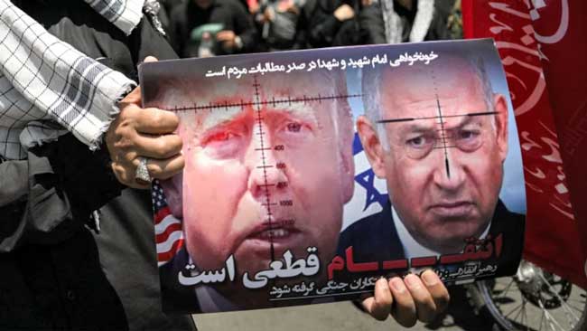 ‘Kill Trump’ Chants Echo at Khamenei Funeral as Tehran Vows Revenge